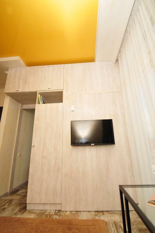 Apartments With A View Of The Trinity Holy Batumi Exterior photo